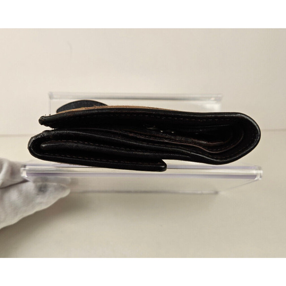 Authentic GUCCI women's brown guccisima canvas wallet - Picture 3 of 16